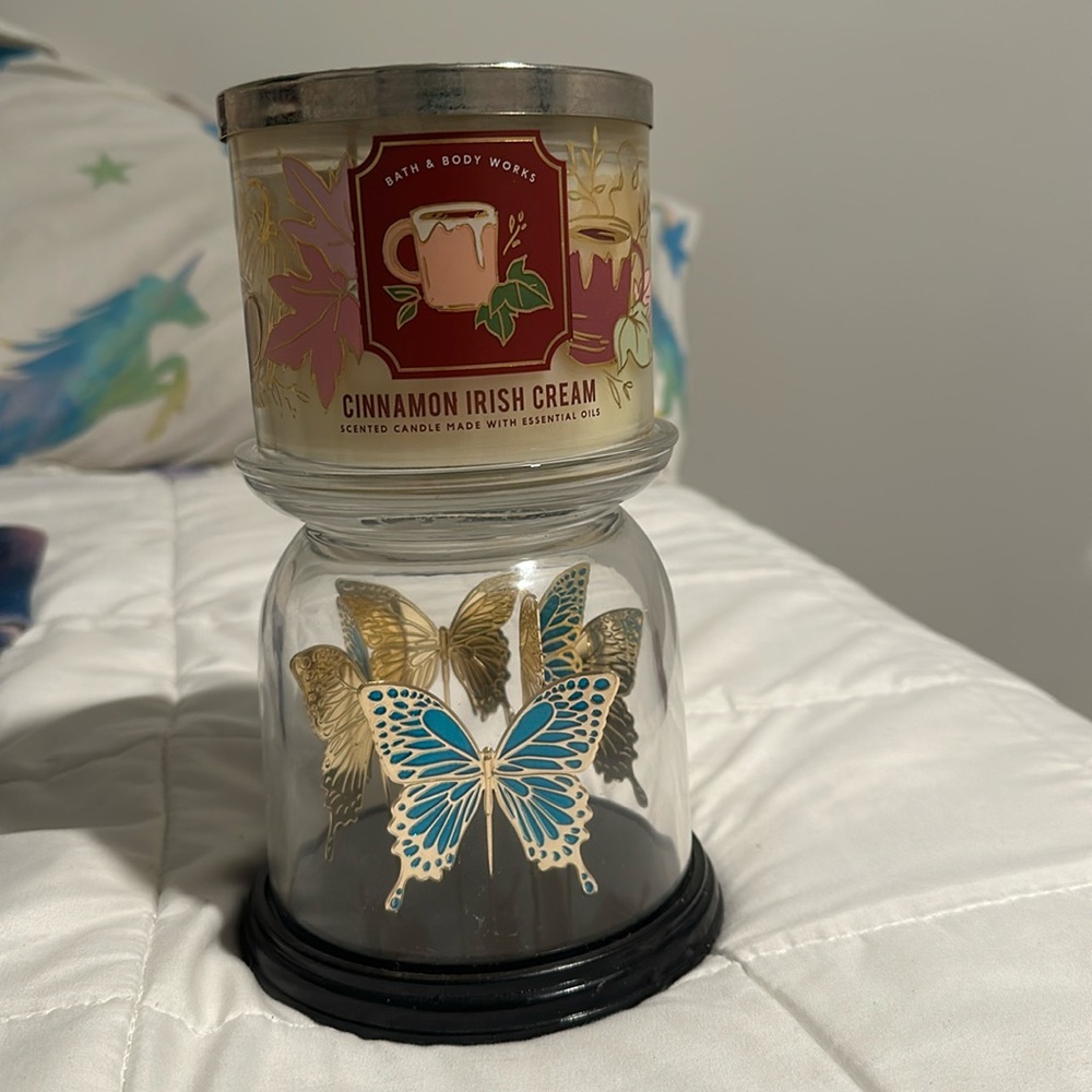 Bath&Body Works butterfly 🦋 3wick glass cloche candle holder